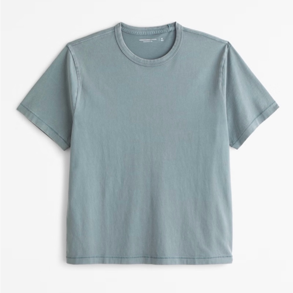Abercrombie shrunken tee